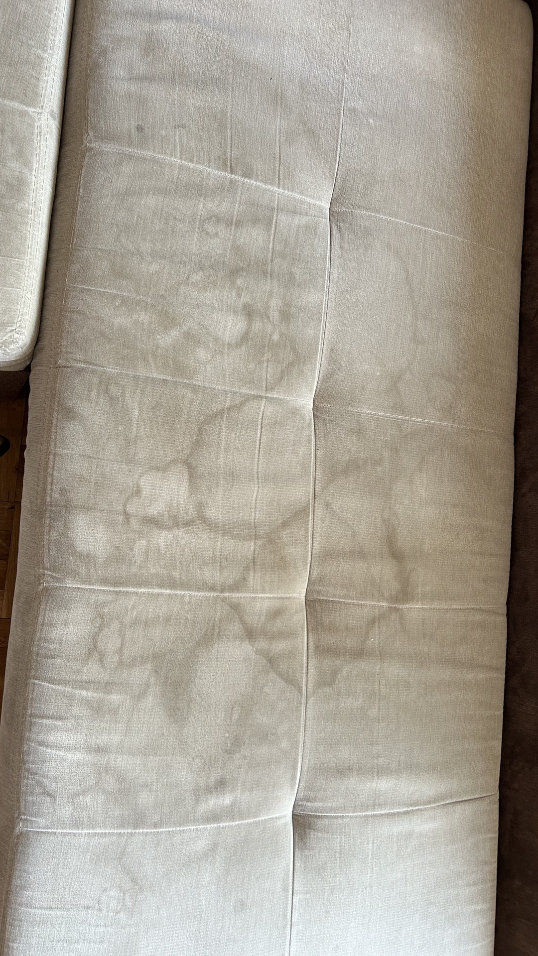 Before photo for Пране на мека мебел