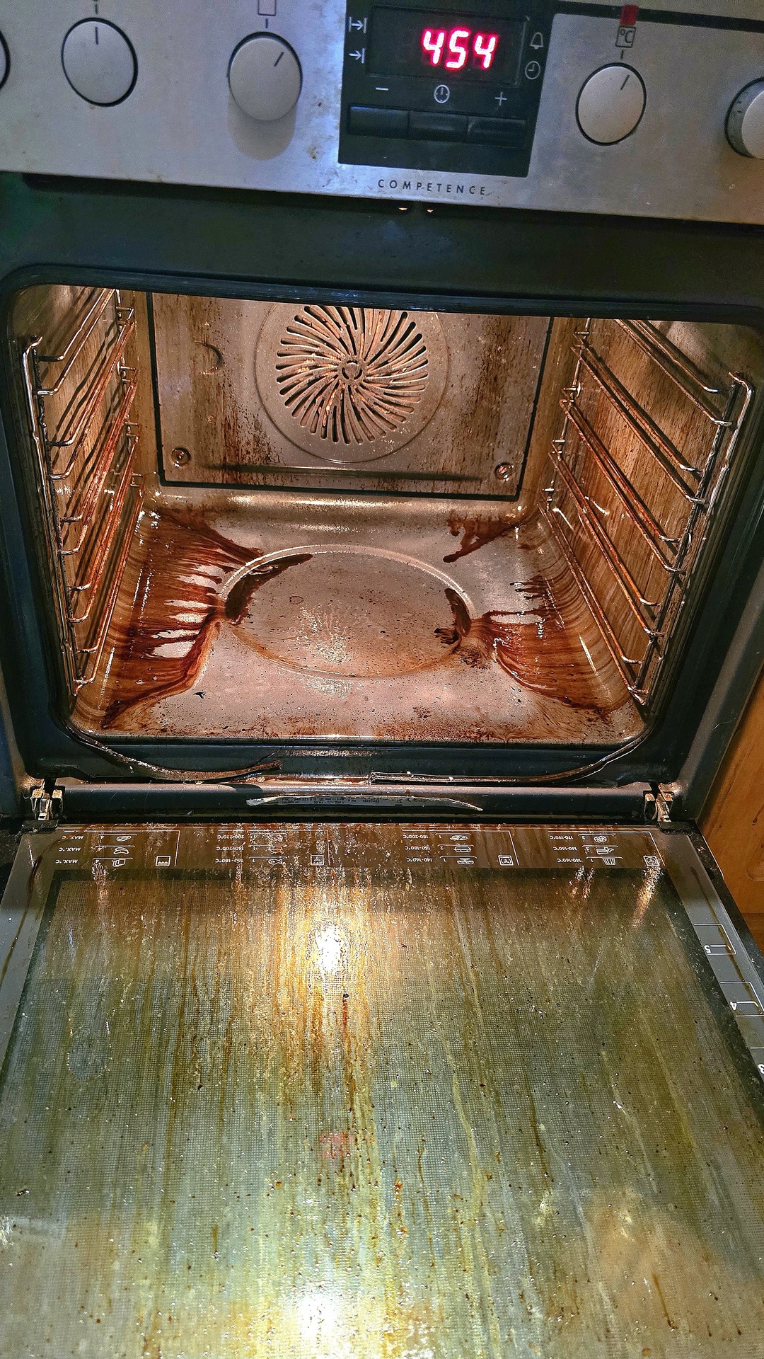 Before photo for Oven Cleaning